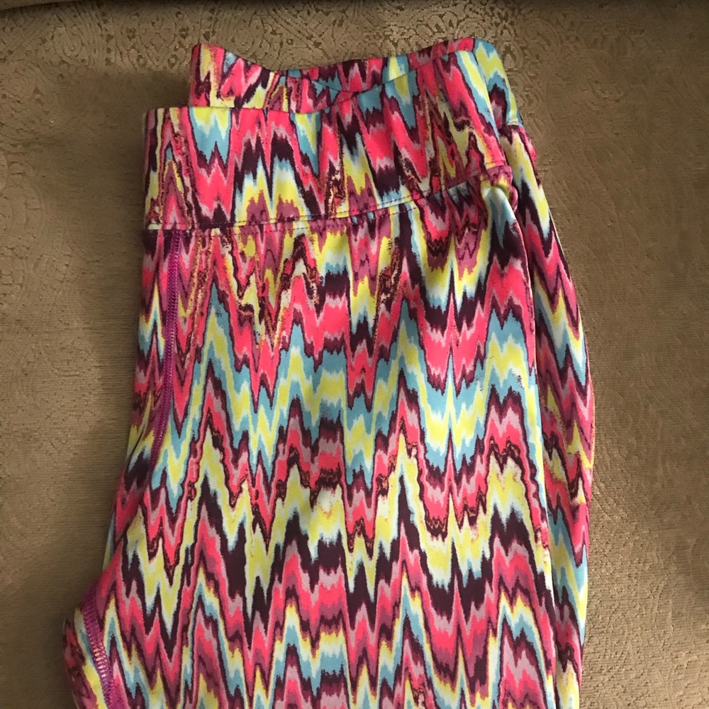 ⬇️💲‼️PRICE DROP!! Reebok workout capris NWOT
